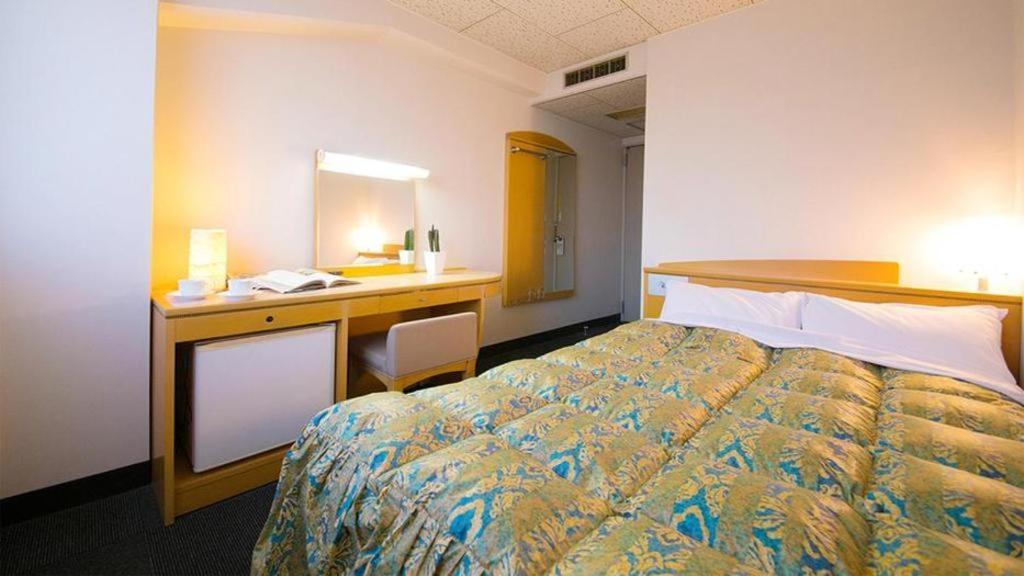 Hotel Town Honmachi Kōchi Zewnętrze zdjęcie