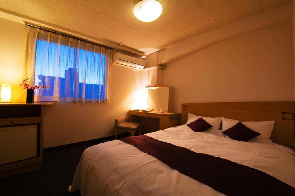 Hotel Town Honmachi Kōchi Zewnętrze zdjęcie